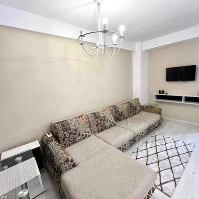 Rental of an excellent 1-room apartment with balcony, Sector 6, Bucharest, Romania